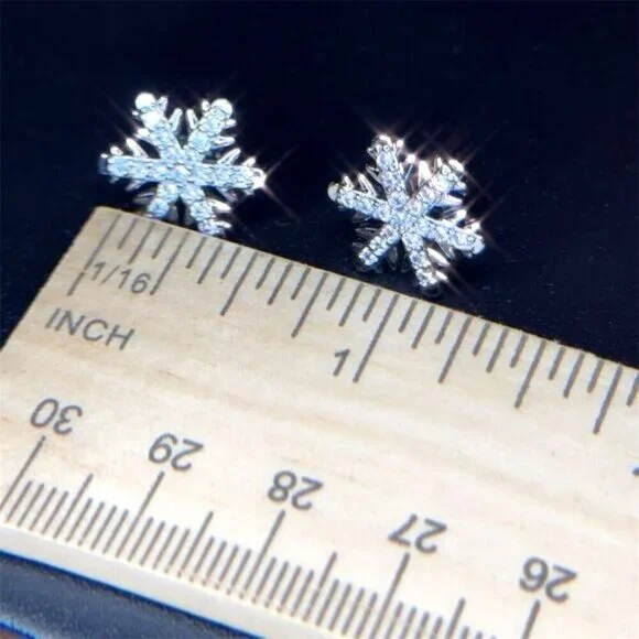 Silver Snowflake Crystal CZ Stud Earrings Christmas - Picture 8 of 8